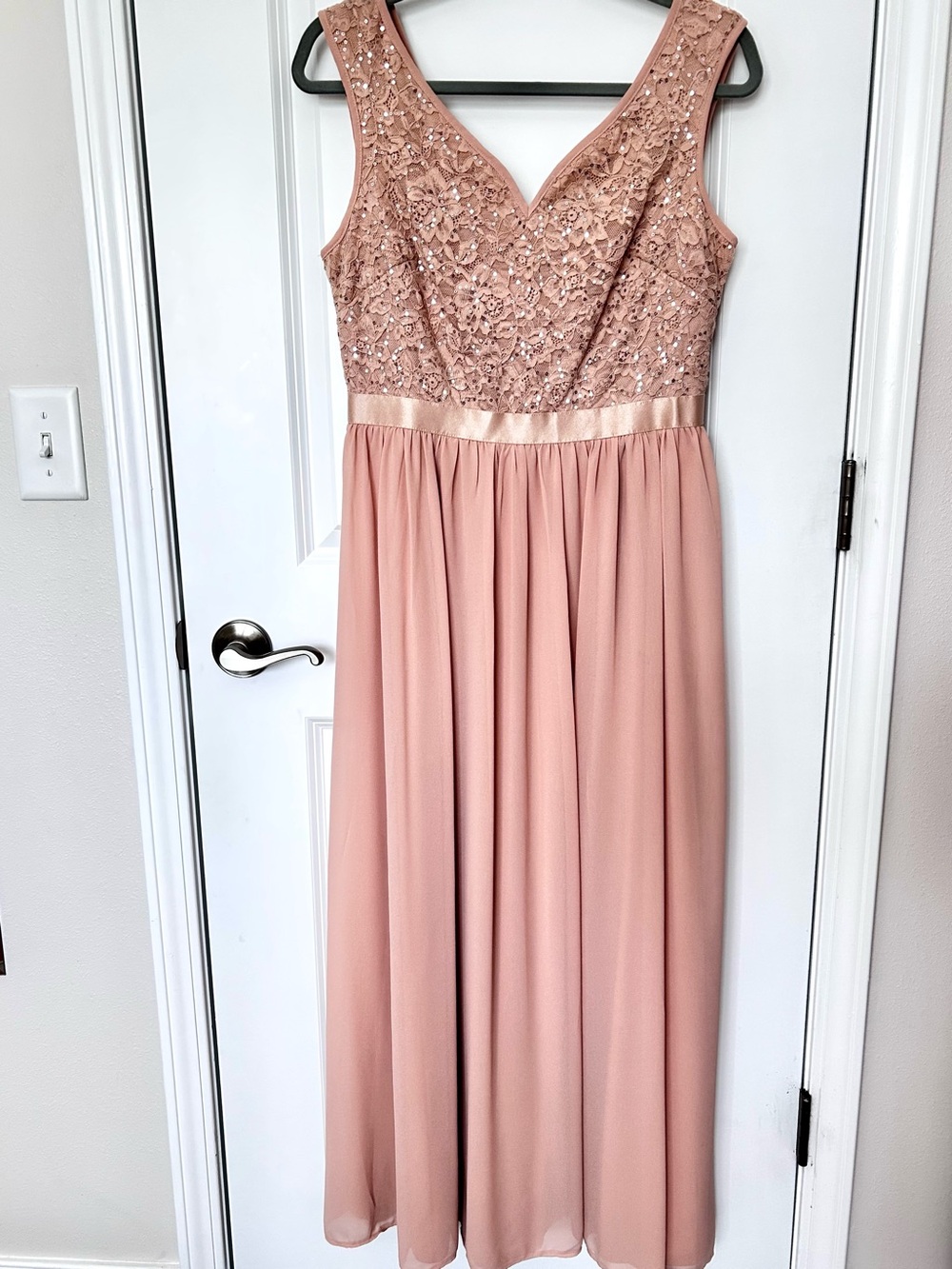 Miusol Blush Pink Sleeveless Lace & Chiffon Maxi Dress